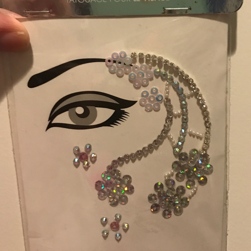 Facial Sequins