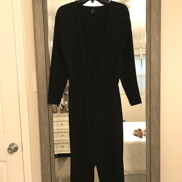H&M black jumpsuit - Picture 3 of 3