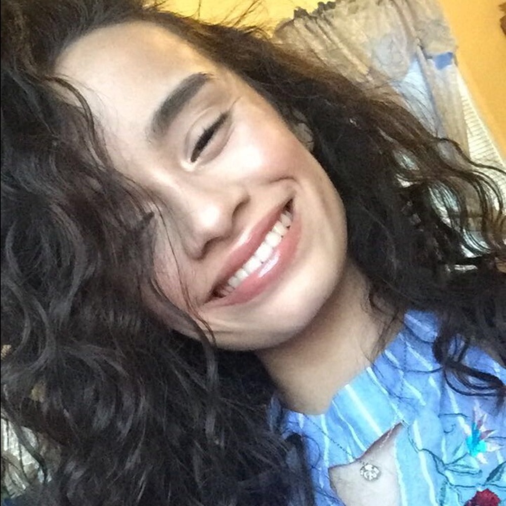 Meet your Posher, Stephany