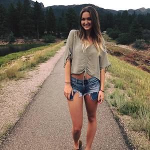 Meet your Posher, Allysse