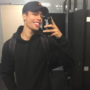 Meet your Posher, Marcos