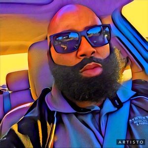 Meet your Posher, Quintin