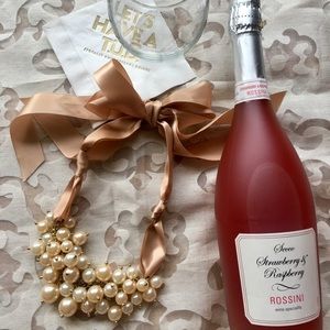 Pearl Cluster - Adjustable Ribbon Necklace