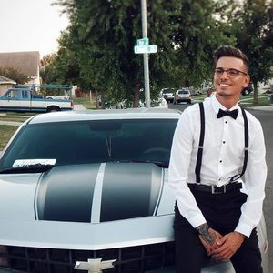 Meet your Posher, Jay