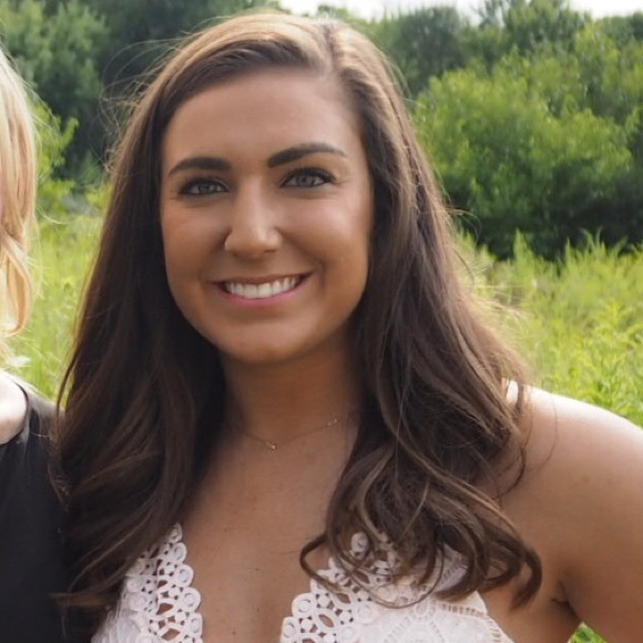 Meet your Posher, Rachel - Picture 1 of 1
