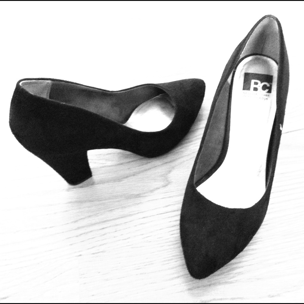 Black BC Pumps