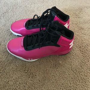 Women's Basketball Shoe
