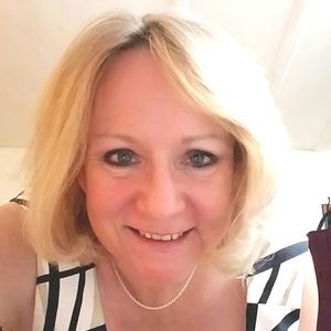 Meet your Posher, Peggy