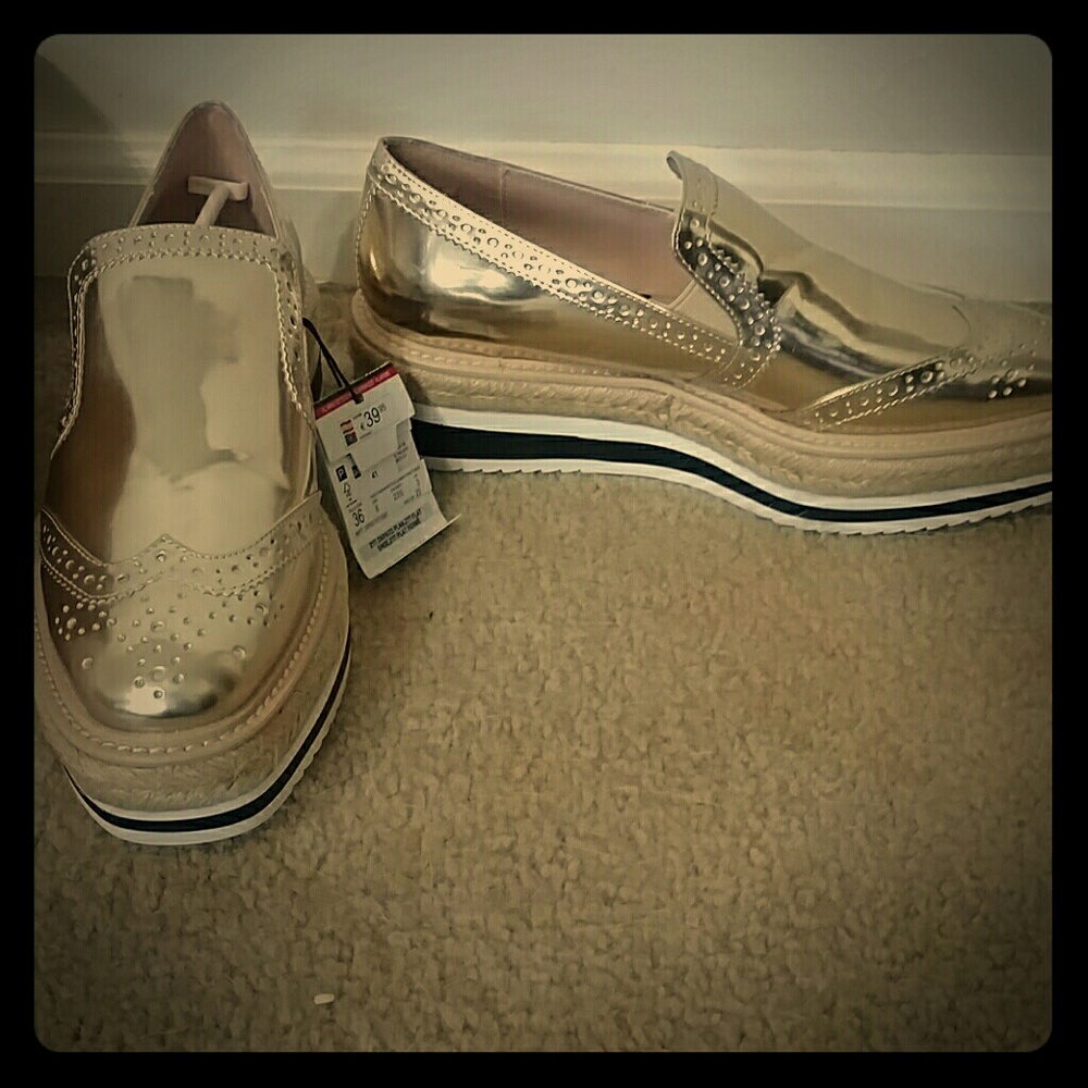 Zara gold oxford shoes - sale!