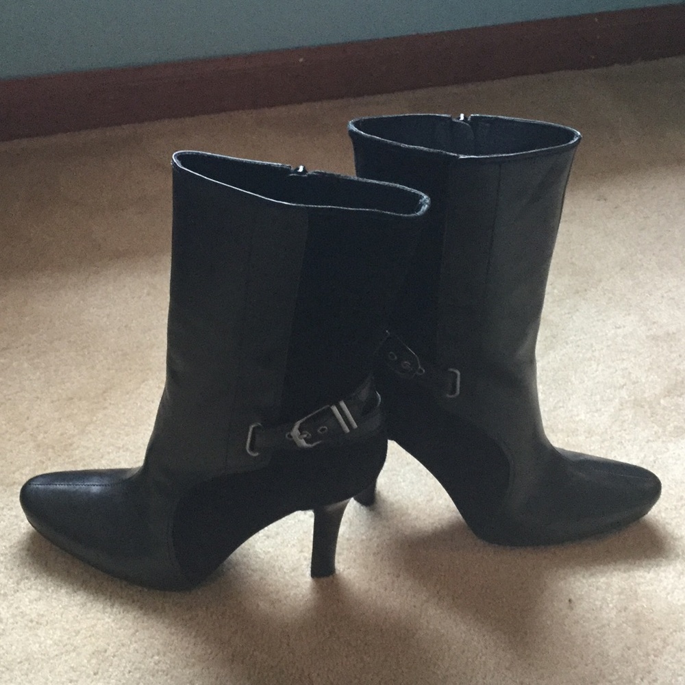 Cole Haan leather and suede boots🎉NEW PRICE!