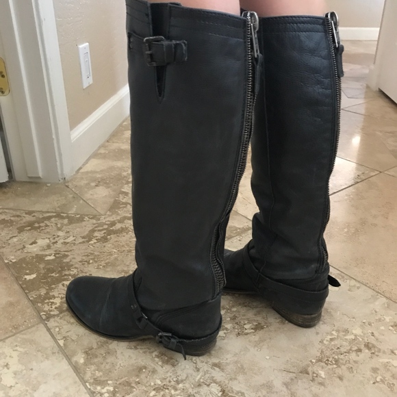 Black Steve Madden Boots - Picture 2 of 5