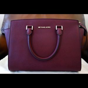 NWT Michael Kors Medium Selma zip top satchel!