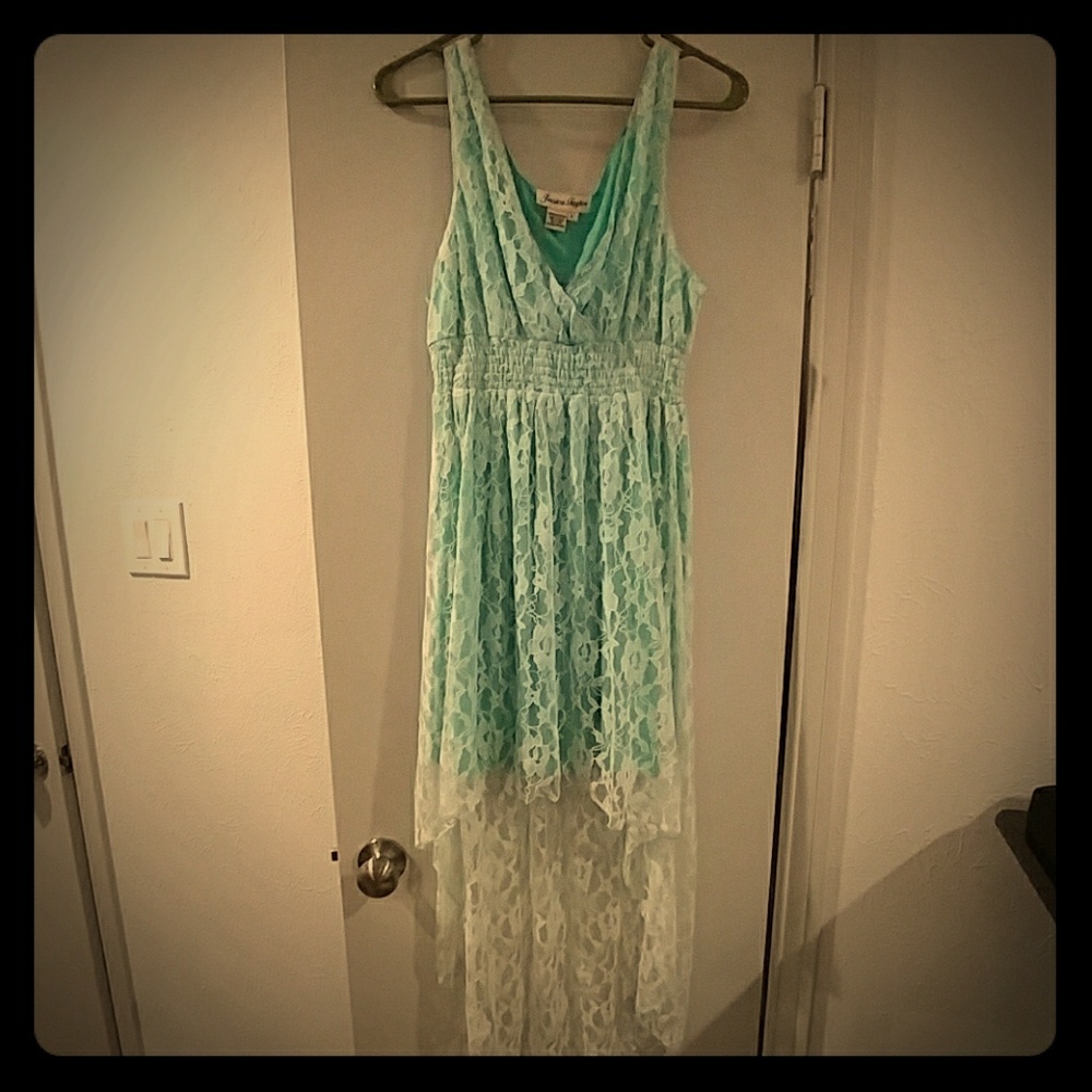 Beautiful mint green high-low dress