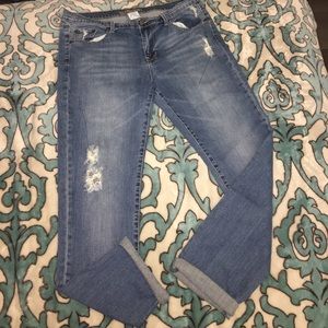 STRAIGHT BLUE JEANS BY REVOLT