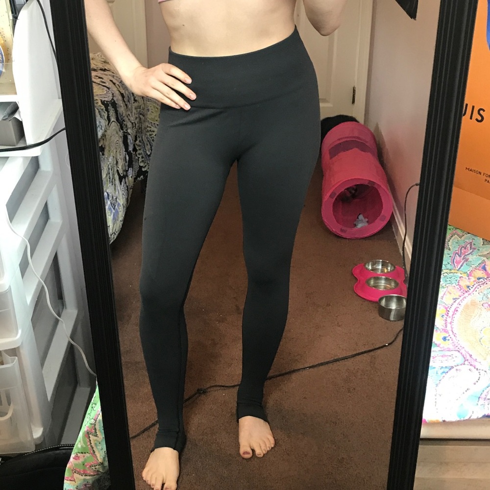 Lululemon Zone In Tight 6 Gray