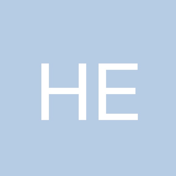 Meet your Posher, Heidi - Picture 1 of 1