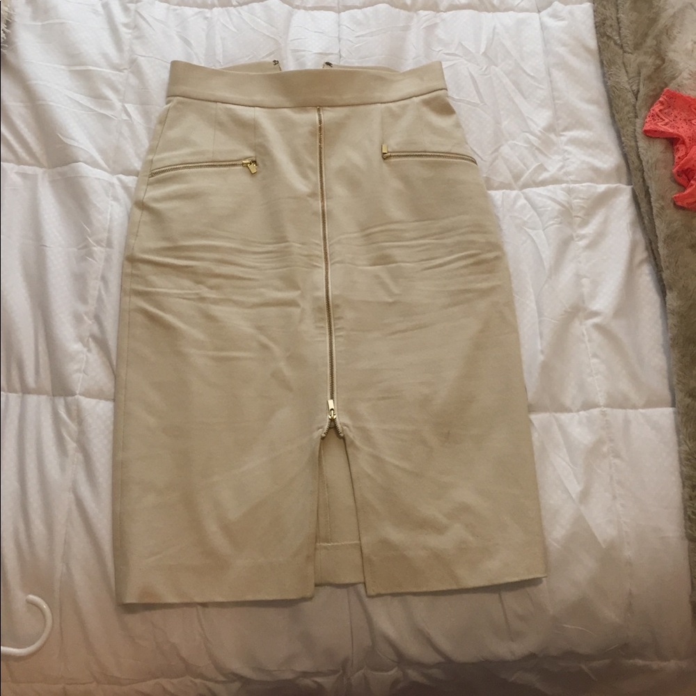 Cream banana republic pencil skirt