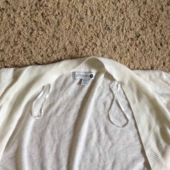 Cardigan - Picture 2 of 3