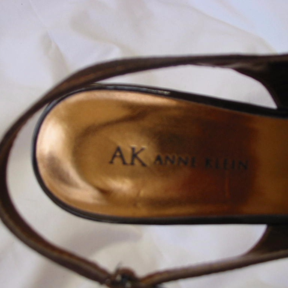 Anne Klein peep toe heel ***3 for $10*** - Picture 4 of 5