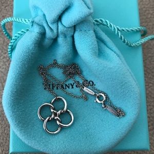 Tiffany & Co. Elsa Peretti Quadrifoglio Pendant