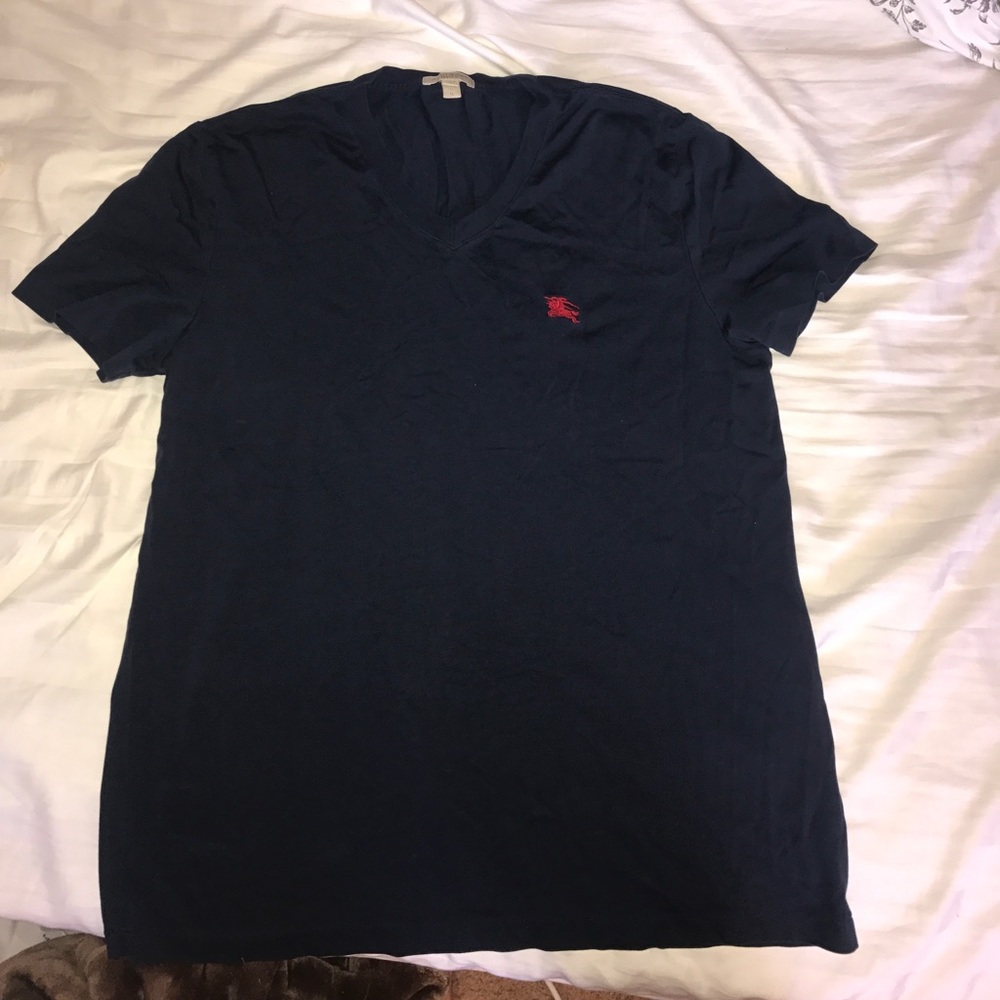 $40 🅿️🅿️ Men's Burberry V-Neck
