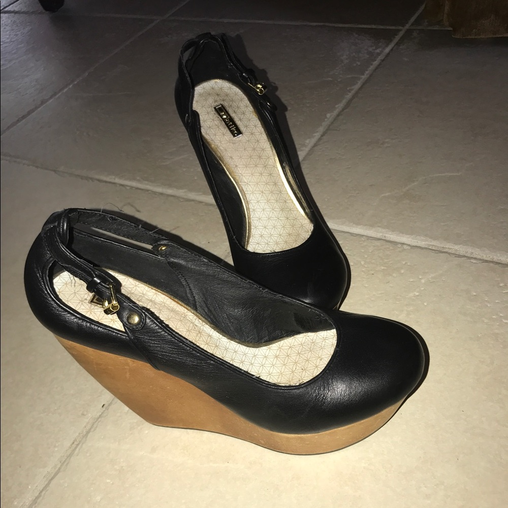 Matiko wedges