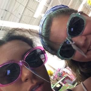 Meet your Posher, Jasmin