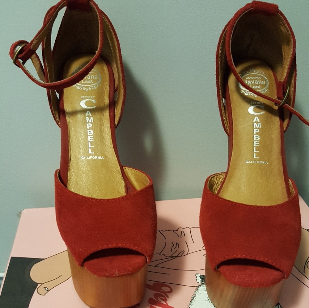 Size 6 Jeffrey Campbell Heel-Less Shoe