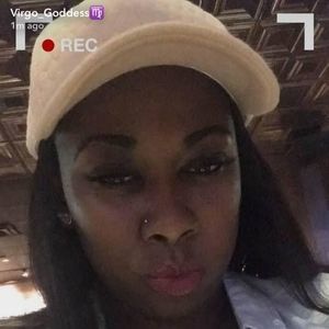 Meet your Posher, Nikki