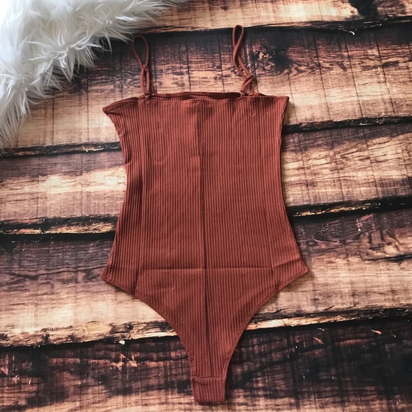 << Rust Ribbed Classic Bodysuit >> - Picture 4 of 4