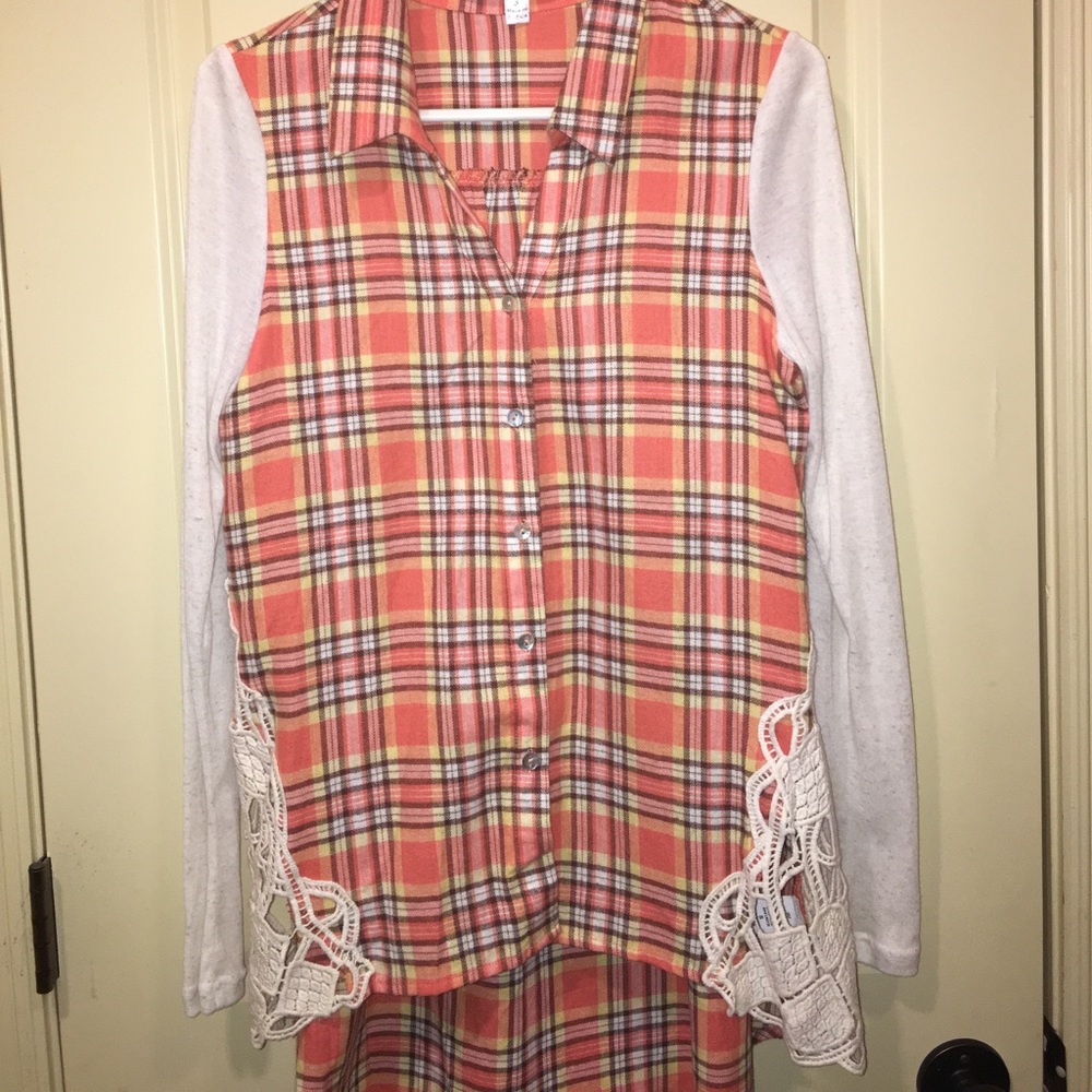 Flannel shirt with knit sleeves