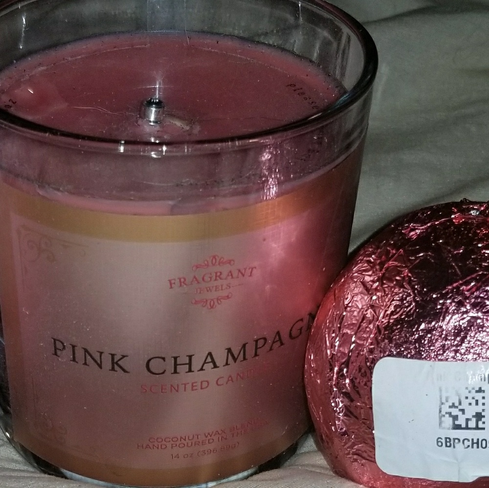 Fragrance Jewels Candle and Bath Bomb
