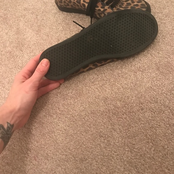 Leopard print vans - Picture 2 of 4