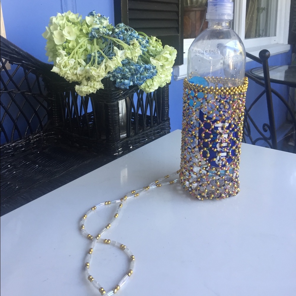 Water bottle purse