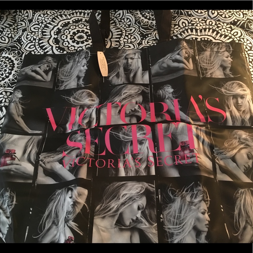 Victoria's Secret 🛍Bombshell Tote! New with tag