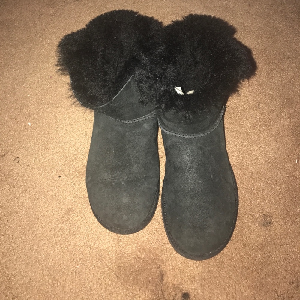 Bailey Bow Uggs - image 1