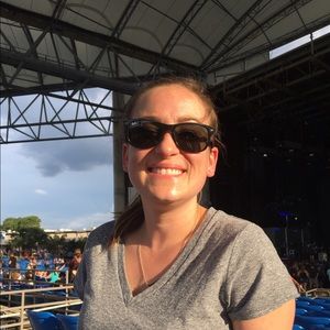 Meet your Posher, Amy