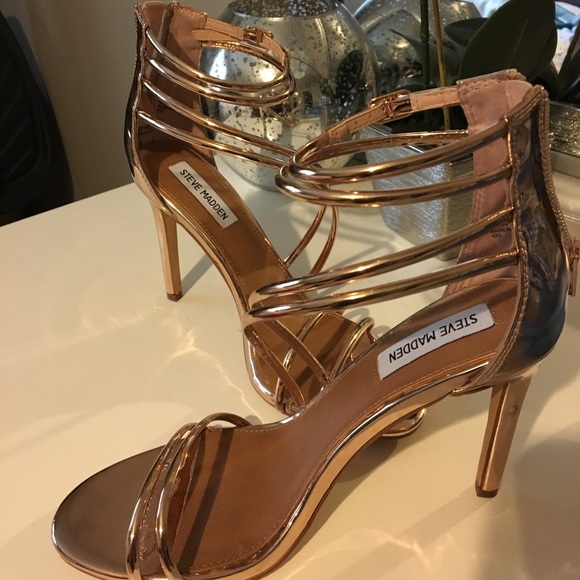 Steve Madden Rose Gold Heels - Picture 1 of 2
