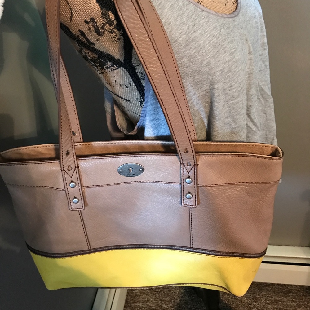 Fossil leather tote