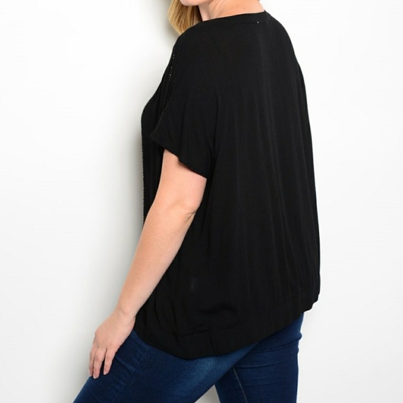 CLOSET CLEAROUT! - Picture 2 of 5