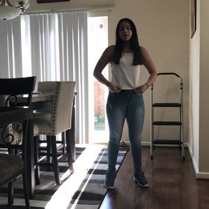 Meet your Posher, Sydney