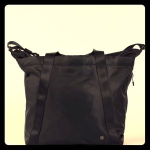 Lululemon Carry The Day Bag