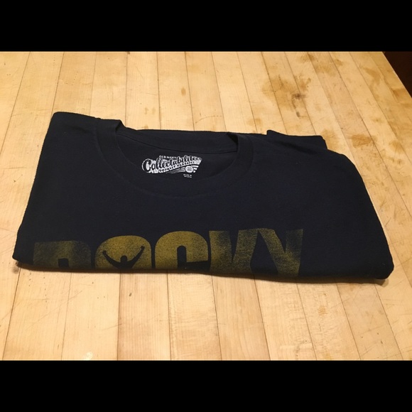 Old Navy Rocky T-shirt 2xl - Picture 3 of 3