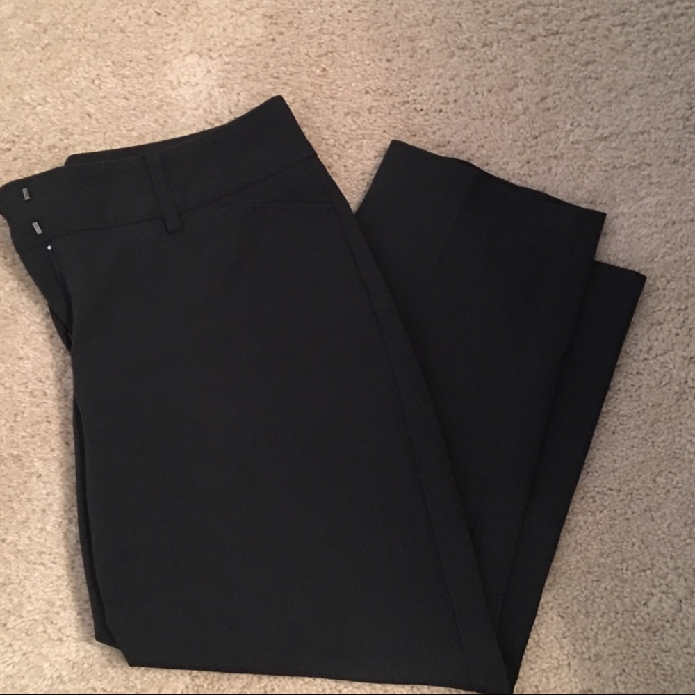 Black cropped dress pants