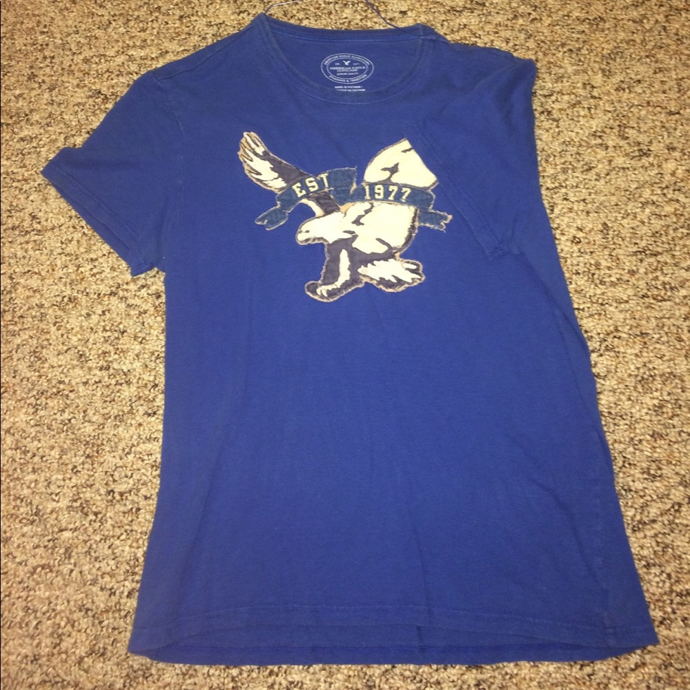 American Eagle Outfitters Graphic Tee