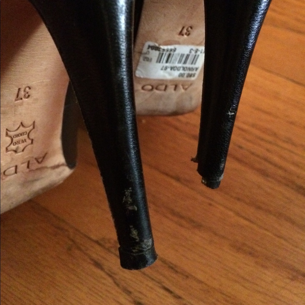 Classic black Aldo pumps - Picture 8 of 8