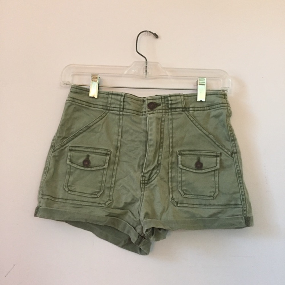 A&F Army Green Shorts (NWOT)