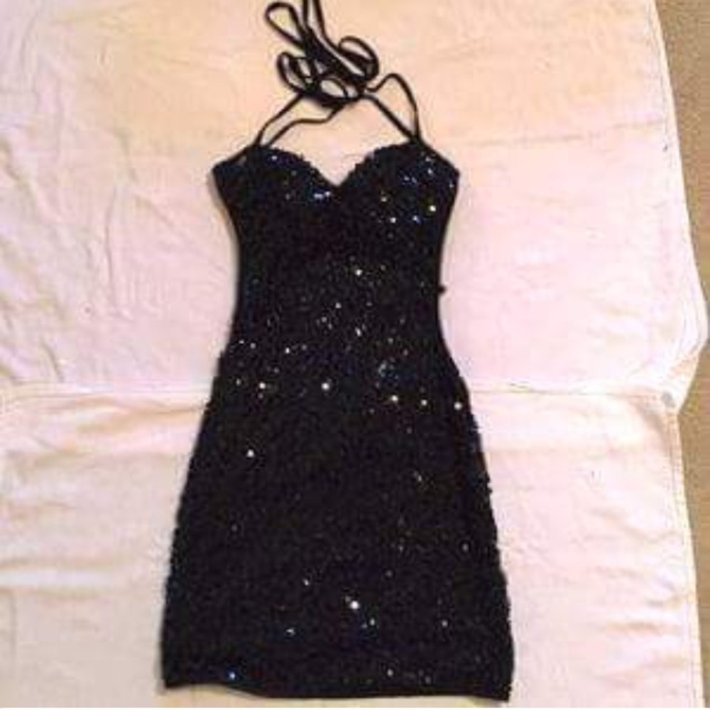 Black sequin party dress 🎉