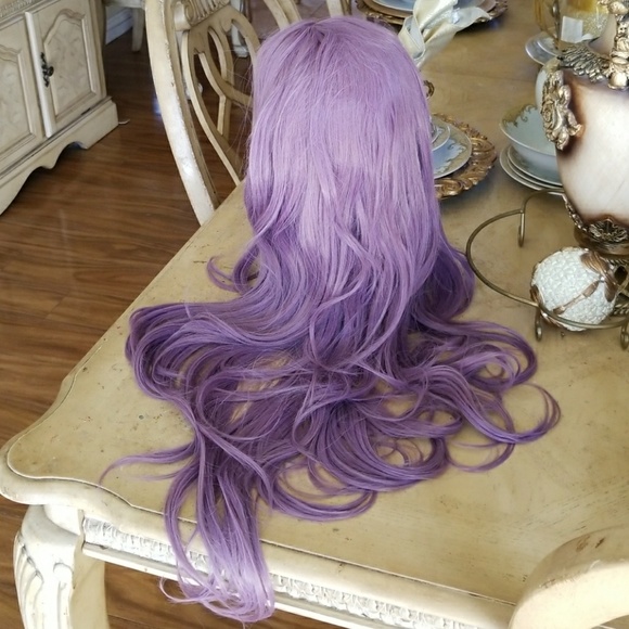 Lilac Beauty Layered LaceFront Wig 24-28 inches - Picture 6 of 8