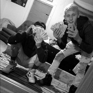 Meet your Posher, Chayse